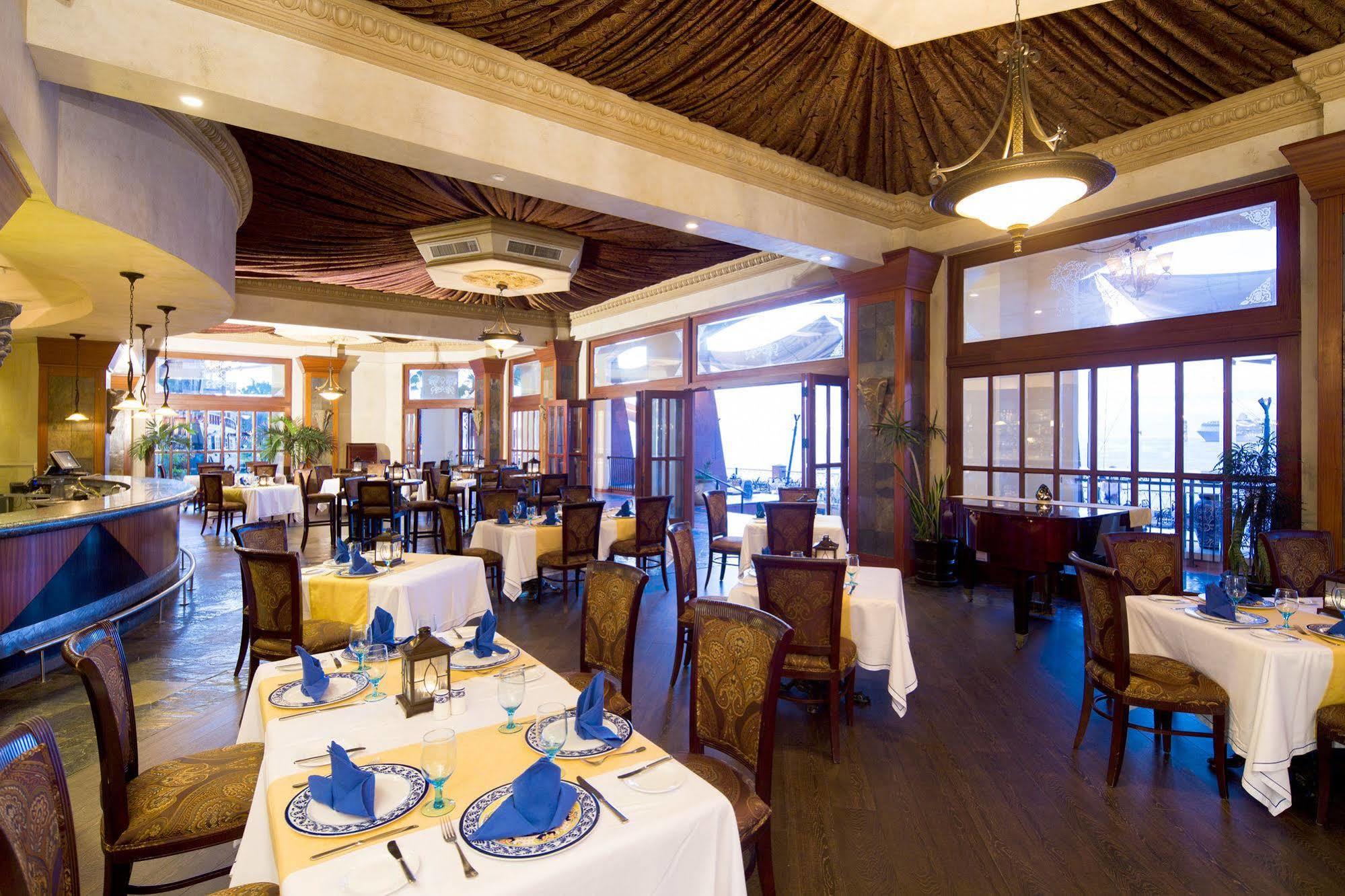 Villa Del Arco Residences Cabo San Lucas Exterior photo